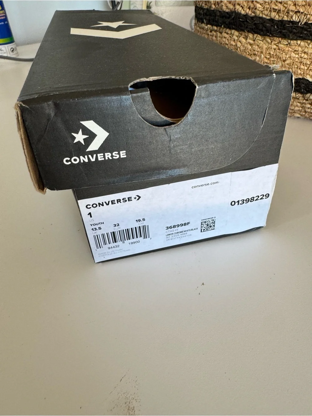Converse Chuck Taylor All Star High Top Sneakers – Yellow – Youth Size 1